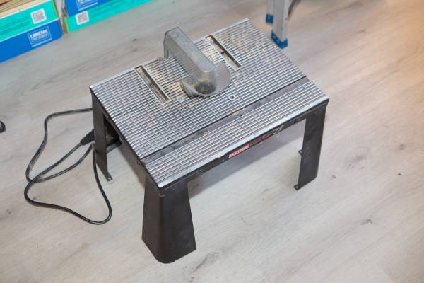 Craftsman Router + Router Table 1