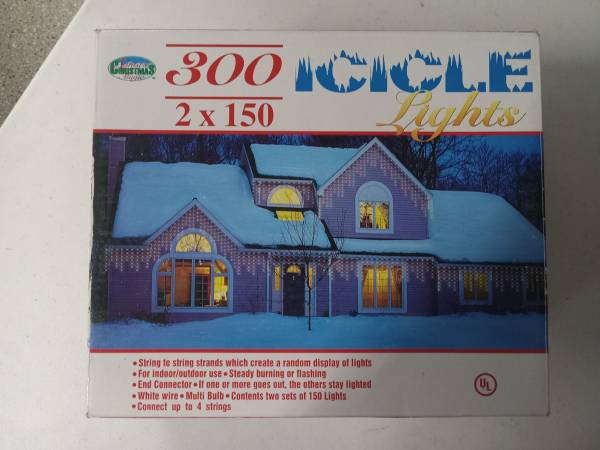 3 Boxes of 300 Count Multi Icicle Lights - never used 1