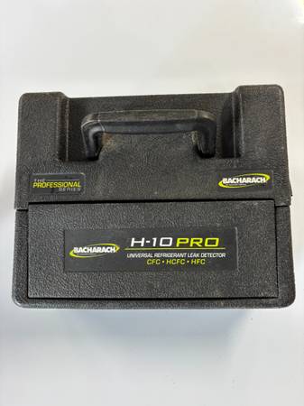 BACHARACH H-10 PRO UNIVERSAL REFRIGERANT LEAK DETECTOR 1
