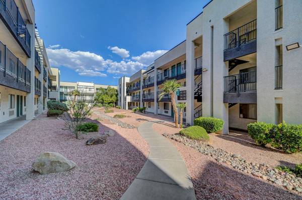 $509 / 2br - On-Site Management, Disability Access, Close to Airport (9145 Las Vegas Blvd. South, Las Vegas, NV)63859500224515123