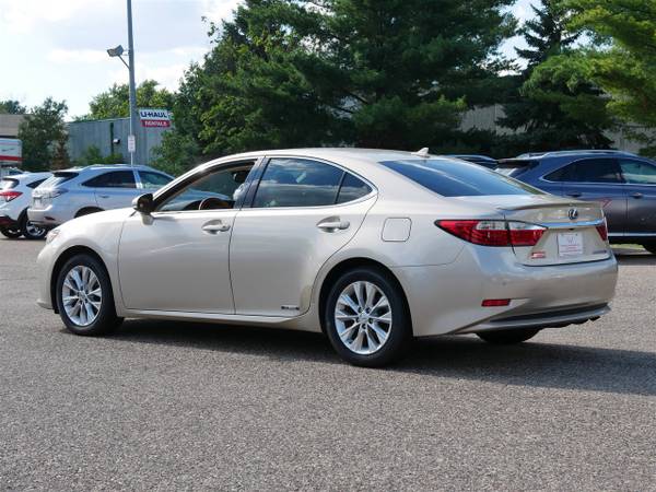 2014 Lexus ES 300 4D Sedan - $16,895 (inver grove heights)63480690950785124
