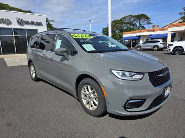 2022 CHRYSLER PACIFICA TOURING L 1