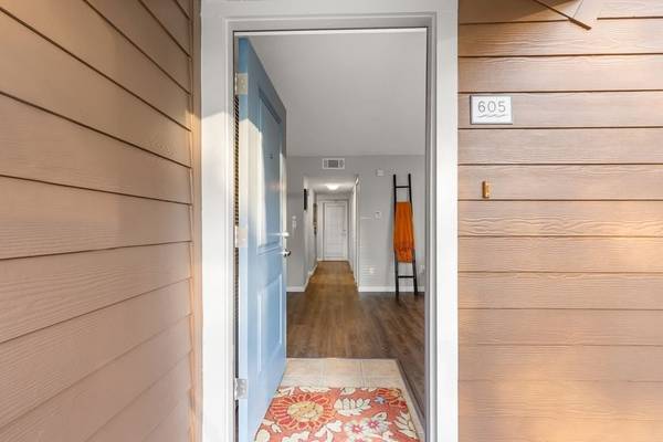 🎉Apply today! Call us for more information 🎉 1