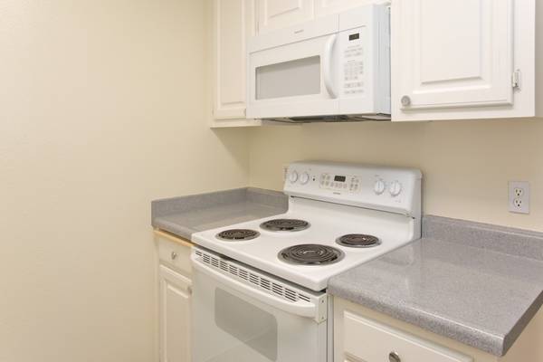 Laundry Facility, Energy Efficient Appliances, 2B/1B 1