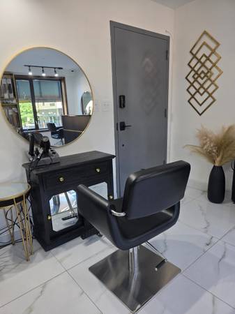 Silla de salón de belleza / Alquiler de espacio (Long Island City)63699031461121123