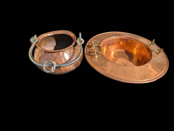 Vintage Hammered Copper Basin & Pot 1