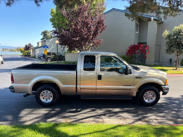 2000 Ford F250 7.3 power stroke transmisión manual - $13,500 (san mateo)63622721656193123