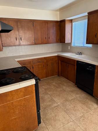 $850 / 1br - ¡MODERNO apartamento de 1 habitación y 1 baño en San Jacinto! (San Jacinto)63668320610947120
