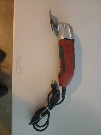 Multi-tool, oscillating 1