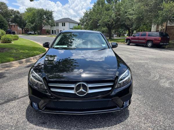 **Mercedes Benz C300 Premium súper limpio del 2021** - $24,250 (Round Rock)63470428951299124