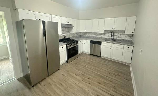 $1 / 3br - 871ft2 - File 3980    Renovated 3 bedroom Ranch unfinished basement (Gary - Sanford Tubbs sub)63918532685059121