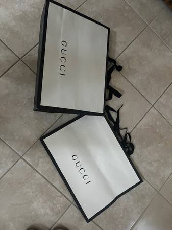 GUCCI SHOPPING BAG (2) available make offer 1