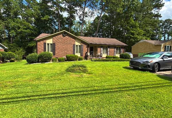 $345,000 / 3br - 1600ft2 - Durham Brick Ranch in Hope Valley Forest63685979314305120