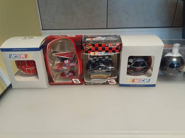5 Nascar Dale Earnhardt & Jr. Christmas Tree Ornaments 1
