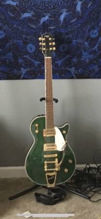 ISO - Green Gretsch Jet Guitar 1