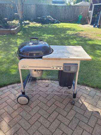 Weber Performer 1