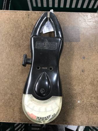 Amprobe voltage meter 1