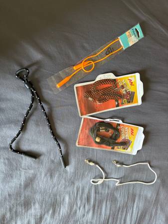 New Eyewear 5 Cords  Includes various styles and colors of eyewear cords. 1