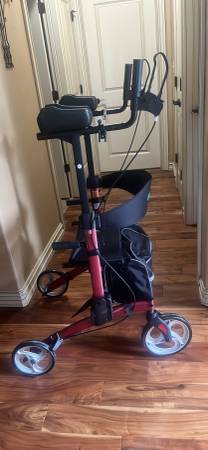 Stand up walker 1