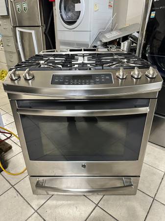 PERFECT GE 5 Burner Stainless Steel Slide-in gas stove & warranty! 1