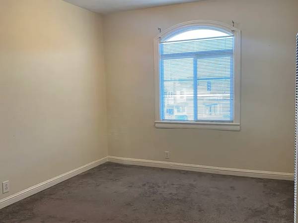 $900 / 1br - 600ft2 - Charming 1-Bedroom Apartment in Prime San Mateo Location!64011967513089123