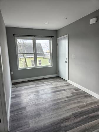 $2,500 / 2br - 800ft2 - Unit for rent: 32 Irving St, Unit 2F, Everett MA 02149 (Everett)63996257939586120