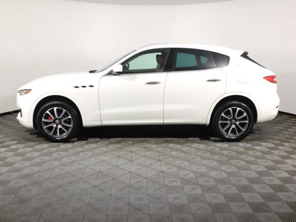 2017 Maserati Levante Base - $24,995 (Maserati Levante SUV)63484704702339121