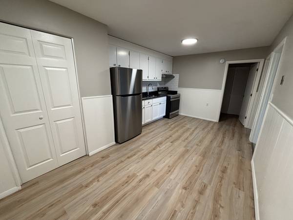 $1,850 / 2br - Highland Estates Apartment for Rent (Pelham, NH)63931657140995121