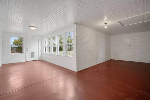 $399,999 / 5br - 2902ft2 - TWO Houses on 8.13 Acres Lubbock County - 3 miles East of Interstate27 (Lubbock)64215363576194123