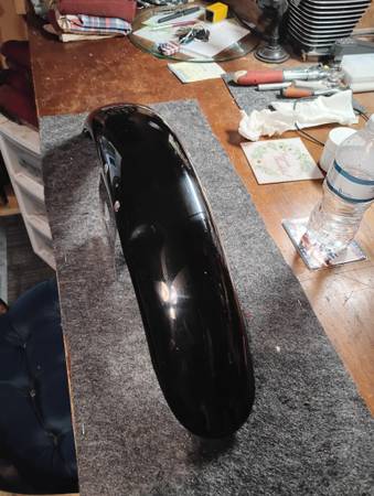 1993-2009 FXDL Harley Davidson Front Fender 1