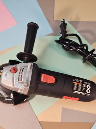 Drill Master 4-1/2 in. Corded Angle Grinder (Item 60625) 1