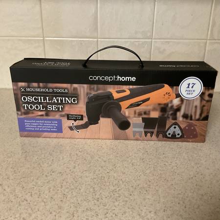 REDUCED!!! Oscillating 17 Piece Tool Set 1