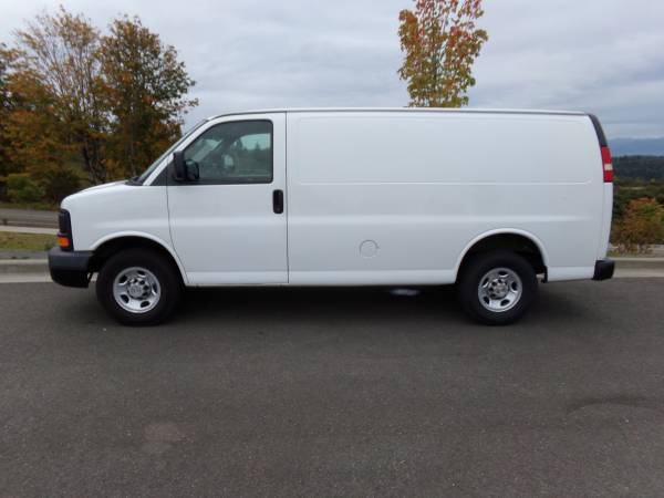 Chevrolet Express/Van de trabajo - $5,499 (Signature Auto Sales Bremerton, llama al 360-792-2277)63474516114947120