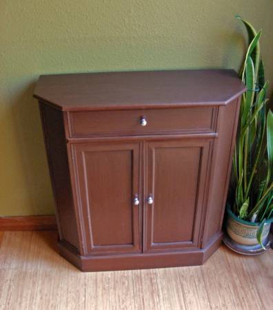 Small Entryway Cabinet 1