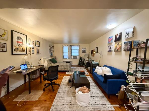 🌿🌿🌿 Gorgeous rent-stabilized studio right next to Prospect Park🌿🌿 1