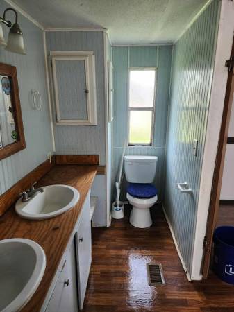 $25,500 / 2br - ****SINGLEWIDE WITH METAL ROOF WINDZONE 2, PLYWOOD FLOORS & FESH PAINT (Lake City)63823026415873122