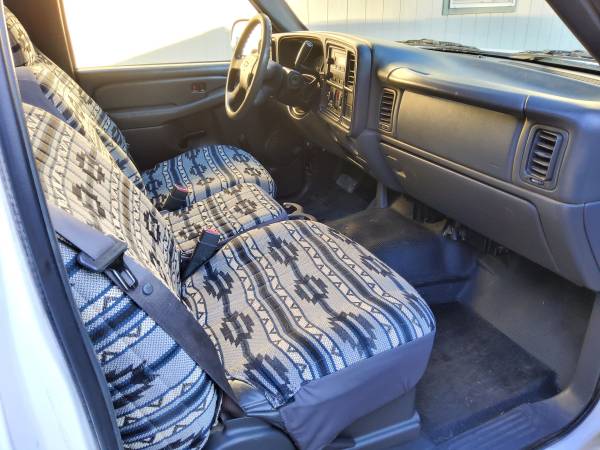 04'  Chevy Silverado 1500 - $4,750 (Blue River)63470221676035122