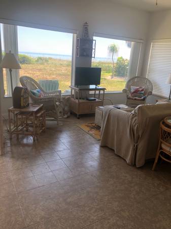 $1,875 / 1br - Oceanfront apartment (Cocoa Beach)63823721308547120