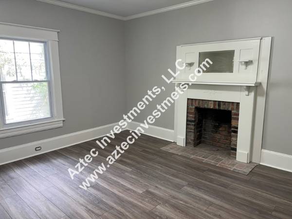 $2100.00 / 3br - 1992ft2 - Renovated 3BR/2BA Home | Near Marta & Downtown Atlanta63963858179971124