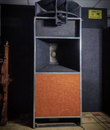 Electro-Voice Sentry IV-A (Single Monitor) 1