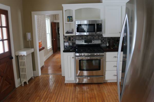 $2,350 / 2br - 1500ft2 - Casa de Campo Black Wolf - Posible hogar para CABALLO (Oshkosh)63845967568641122