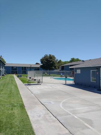 $1,099 / 1br - 758ft2 - Available 10/10/25!! 1 Bed 1 Bath on the 1st Floor!!! (Kennewick)64014971226754122