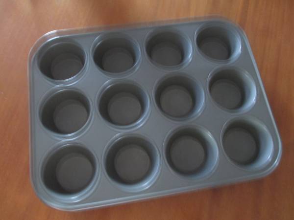 Muffin Pans 1