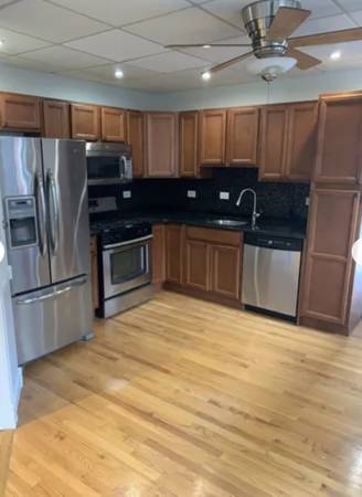 $2,500 / 2br - No Fee…Sunny 2 bedroom , hardwoods, Walk to the T (East Boston)63620245401345121