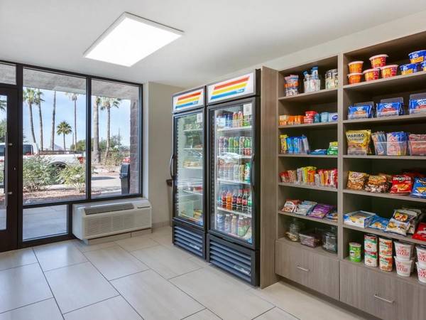 $350 / 1br - Servicios que no puedes vivir sin ellos a un precio que puedes permitirte! (UA Tech Park)63675082211203121