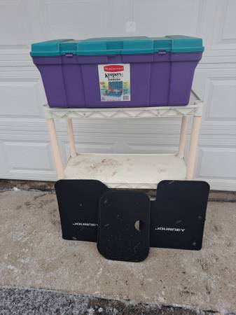 Plastic shelves, Plastic tote, 2017 Dodge Journey Floor mats 1