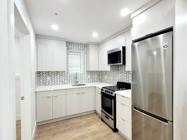 $850 / 1br - 189 Charles Ave, Staten Island, NY (Staten Island, NY)64030484141571120