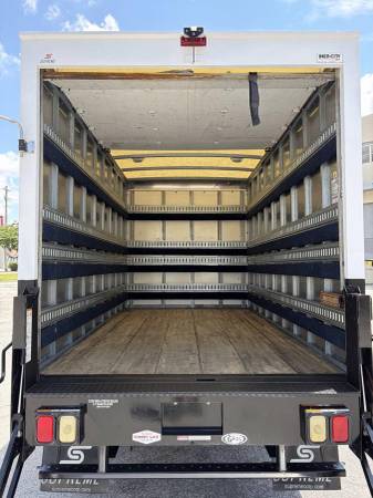 2021 Chevrolet EXPRESS 3500 9900 - Photo 10