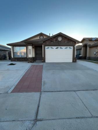 $1500.00 / 3br - 1099ft2 - Move in ready, prime location- 3 bedroom 2 bath63971559313922120