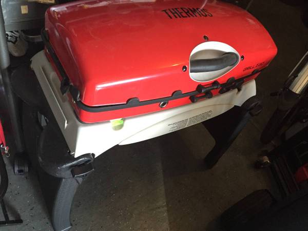 @@@ Thermos Grill 2 Go @@@ 1